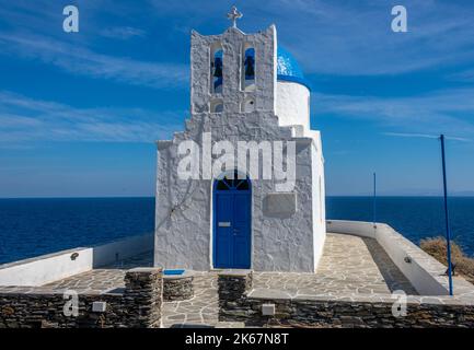 Wahrzeichen Sieben Märtyrer Kapelle in Kastro auf der griechischen Insel Sifnos Stockfoto