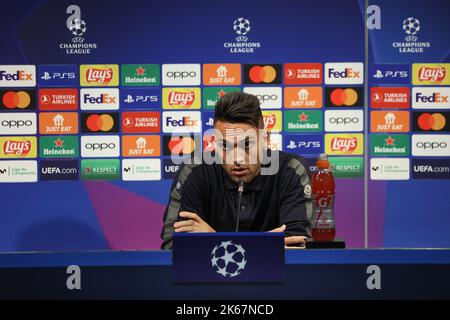 Barcelona, Spanien. 11. Oktober 2022. Spanien, Barcelona, 11 2022. oktober: Lautaro Martinez (fc Inter Stürmer) Pressekonferenz FC BARCELONA gegen FC INTER, UCL 2022-2023 Gruppe C matchday4 im Camp Nou (Foto: © Fabrizio Andrea Bertani/Pacific Press via ZUMA Press Wire) Stockfoto