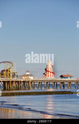 Helter Skelter am Clacton Pier Clacton am Sea Essex UK. Stockfoto