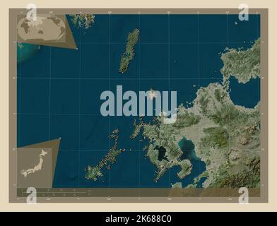 Nagasaki, Präfektur von Japan. Hochauflösende Satellitenkarte. Standorte der wichtigsten Städte der Region. Karten für zusätzliche Eckposition Stockfoto
