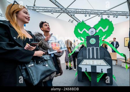 London, Großbritannien. 12. Oktober 2022. Matrix Vegetal, 2021/2, von Patricia Dominguez über Celia Brunson Projects - Frieze Art London 2022, Regents Park, London. Die Messe ist am 14-18. Oktober für die Öffentlichkeit zugänglich. Kredit: Guy Bell/Alamy Live Nachrichten Stockfoto