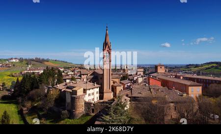 Castelvetro di Modena im Frühling (Emilia Romagna, Italien) Stockfoto