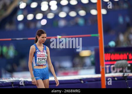 Angelina Topić nimmt am Hochsprung der Leichtathletik-Europameisterschaften in München 2022 Teil. Stockfoto