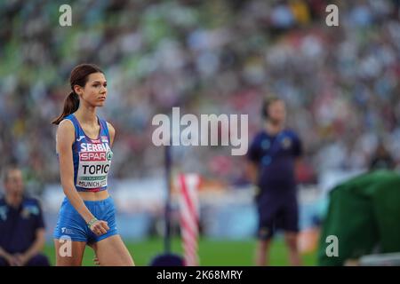 Angelina Topić nimmt am Hochsprung der Leichtathletik-Europameisterschaften in München 2022 Teil. Stockfoto