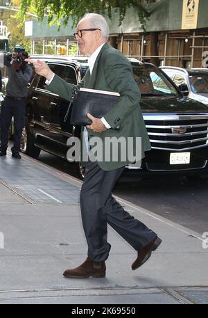 New York, NY, USA. 12. Oktober 2022. John Lithgow bei The View, um über das neue Buch Drama an Actor's Education in New York zu sprechen 12. Oktober 2022 Quelle: RW/Media Punch/Alamy Live News Stockfoto