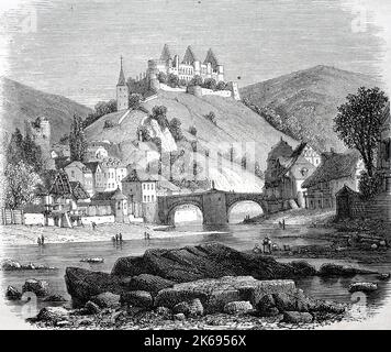 Digital verbesserte Reproduktion, der Burg Vianden in Luxemburg Ruine, original woodprint Th 19. Stockfoto