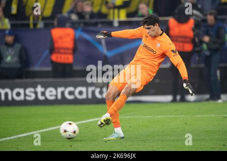 Goalwart Yassine BOUNOU, BONO, (SEV), Aktion, Einzelaktion, Fußball Champions League, Vorrunde 4. Spieltag, Borussia Dortmund (DO) - FC Sevilla 1: 1, am 11.. Oktober 2022 in Dortmund/Deutschland. © Stockfoto