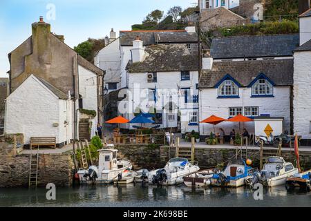 Pub in Polperro Fischerdorf am Hafen, Cornwall Stockfoto