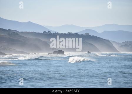 Winterlandschaften entlang des Cotes des Basques Beach, Biarritz, Frankreich Stockfoto