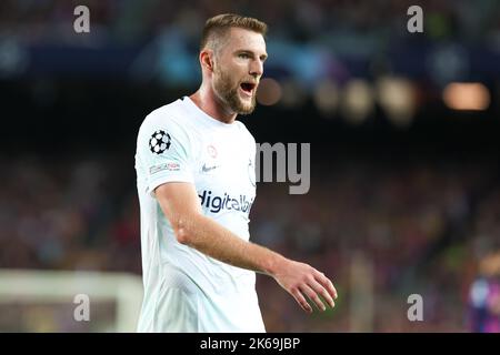 Barcelona, Spanien. 12. Oktober 2022. Milan Skriniar vom FC Internazionale während des UEFA Champions League-Spiels zwischen dem FC Barcelona und dem FC Internazionale Mailand im Camp Nou in Barcelona, Spanien. Bild: DAX Images/Alamy Live News Stockfoto