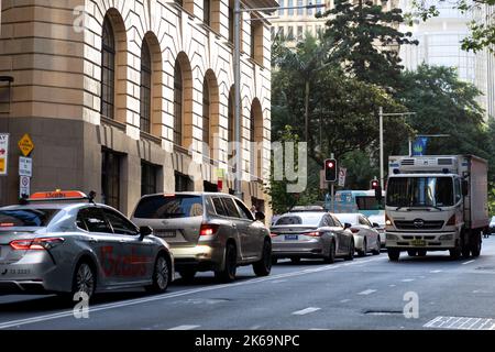 Sydney CBD am Freitagabend Stockfoto