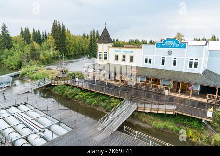 Fairbanks, Alaska - 27. August 2022: Steamboat Landing in Fairbanks, Alaska ist die Heimat von Riverboat Discovery III Die Landung ist im Besitz der Binkley f Stockfoto