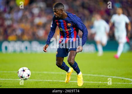 Barcelona, Spanien. 12. Oktober 2022. Ousmane Dembele vom FC Barcelona während des UEFA Champions League-Spiels spielte die Gruppe C zwischen dem FC Barcelona und Inter Mailand am 12. Oktober 2022 im Spotify Camp Nou Stadium in Barcelona, Spanien. (Foto von Colas Buera/PRESSIN) Quelle: PRESSINPHOTO SPORTS AGENCY/Alamy Live News Stockfoto