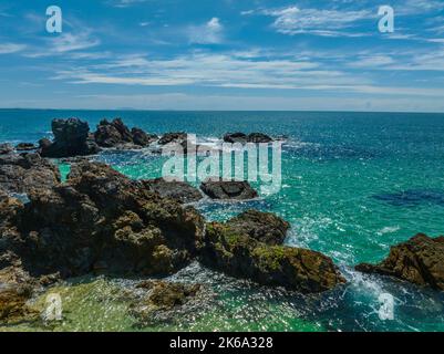 Tagsüber Seesaat am Burgess Beach an der Barrington Coast in Forster-Tuncrys, NSW, Australien Stockfoto