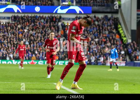 Glasgow, Großbritannien. 12. Oktober 2022. Im zweiten Spiel der Gruppenetappen der Champions League spielen die Rangers FC im Ibrox, dem Heimstadion der Rangers in Glasgow, zwischen diesen beiden Teams den FC Liverpool. Das erste Spiel zwischen diesen beiden Teams in der Champions League, Liverpool gewann 2 - 0. Kredit: Findlay/Alamy Live Nachrichten Stockfoto