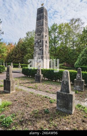 21. August 2022, Dresden, Deutschland. Der Sowjetische Garnisonsfriedhof. Friedhof im Zweiten Weltkrieg. Stockfoto