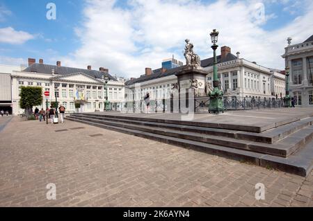 Märtyrerplatz (Place des Martyrs) mit Patria-Denkmal, Brüssel, Belgien Stockfoto