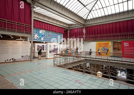 Comics Art Museum (ehemaliges Textillager von Wucquez, entworfen im Jugendstil von Victor Horta), Brüssel, Belgien Stockfoto