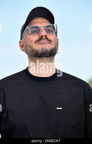 Der russische Filmemacher Kirill Serebrennikov posiert während der Fotoaufnahme des Films „Tschaikowskys Frau“ anlässlich der Filmfestspiele von Cannes im Mai Stockfoto