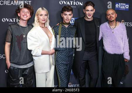 HOLLYWOOD, LOS ANGELES, KALIFORNIEN, USA - OKTOBER 12: Amerikanischer Sänger und Internetpersönlichkeit Jacob Sartorius, amerikanische Schauspielerin, Model und Sängerin Ashley Benson, englischer Schauspieler Max Harwood, englischer Schauspieler, Model und Produzent Hero Fiennes Tiffin und der amerikanische Schauspieler und Musiker Evan Ross kommen beim Annual Screenfest Horror Film Festival 22. an - Los Angeles Screening von Wellgo USA's 'The Loneliest Boy in the World', das am 12. Oktober 2022 in Hollywood, Los Angeles, Kalifornien, in den TCL Chinese 6 Theatres, stattfand. Usa. (Foto von Xavier Collin/Image Press Agency) Stockfoto