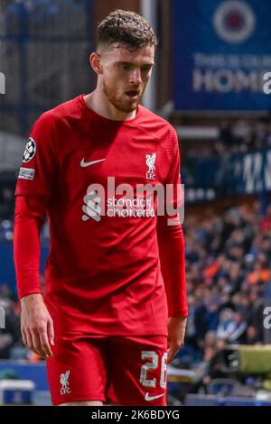 Glasgow, England . 12. Oktober 2022. Andy Robertson von Liverpool während des Gruppenspiels der Herren Champions League zwischen den Rangers und Liverpool im Ibrox Stadium, Glasgow (Karl W Newton/SPP) Credit: SPP Sport Press Photo. /Alamy Live News Stockfoto