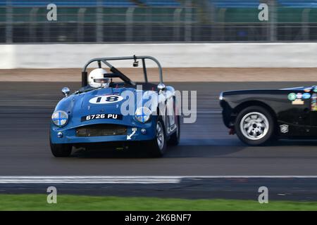 Das sieht unnachstehlich aus, Tim Cairns, Turner Mk2, Adams & Page Swinging Sixties Group 1, aufgeteilt in sechs Klassen je nach Motorgröße, einem 40-minütigen rac Stockfoto