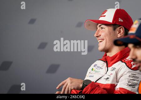 Phillip Island, Australien. 13. Oktober 2022. Pressekonferenz vor dem Animoca Brands Australian Grand Prix der MotoGP auf dem Phillip Island Circuit. 13. Oktober 2022 in Bild: IZAN GUEVARA Rueda de prensa previa al Gran Premio de MotoGP de Australia en el Circuito Internacional de Phillip Island. 13 de Octubre de 2022 POOL/ MotoGP.com/Cordon die Pressebilder sind nur für redaktionelle Zwecke bestimmt. Obligatorischer Kredit: © motogp.com Kredit: CORDON PRESS/Alamy Live News Stockfoto