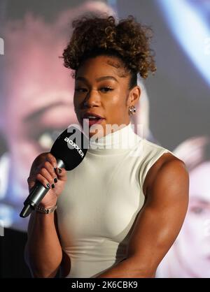 Alycia Baumgardner während einer Pressekonferenz im Genesis Cinema