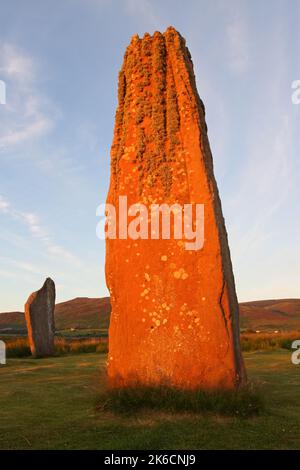 Machrie Moor Stone Circle 2 leuchtendes Rot am Abend Light, Machrie, Arran, Isle of Arran, Bute, Buteshire, Schottland, Vereinigtes Königreich, Großbritannien Stockfoto