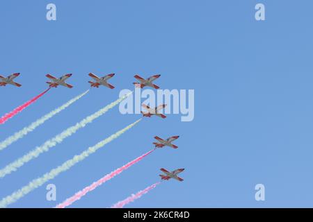 Die Militärparade zum Gedenken an den hispanischen Tag. Madrid, Spanien Stockfoto