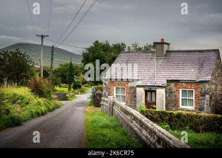 Derradda, in der Nähe von Newport, co Mayo, Irland, 07-24-2019, authentische Hütte in der Gegend von Derradda Townland. Stockfoto