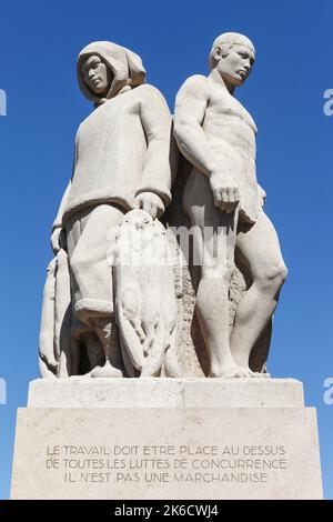 Genf, Schweiz - 14. August 2016: Die Statue der vier Rassen stellt Arbeiter aus verschiedenen Gewerken und Kontinenten in Genf dar Stockfoto