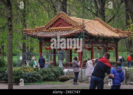 Chinesischer Garten im Lazienkowski Park auch Lazienki Park genannt - Königliche Bäder, größter Park in Warschau, Polen Stockfoto