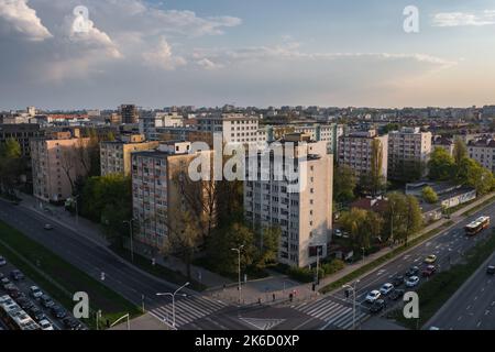 Wohngebäude im Stadtteil Sielce im Stadtteil Mokotow in Warschau, der Hauptstadt Polens Stockfoto