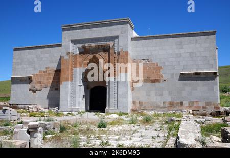 Diese Karawanserei in Aksaray, Türkei, wurde im 13.. Jahrhundert erbaut. Stockfoto