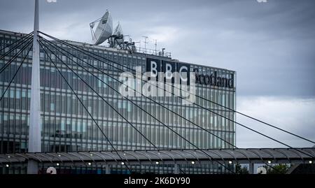 BBC Scotland Studios und Hauptsitz in Glasgow - GLASGOW, SCHOTTLAND - 4. OKTOBER 2022 Stockfoto