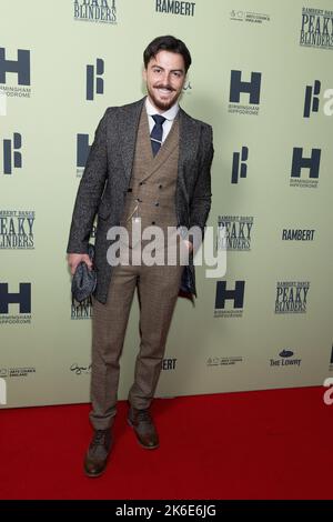 Rowan Row bei der Eröffnungsnacht von Ramberts Peaky Blinders: The Redemption of Thomas Shelby im Troubadour Wembley Park Theatre in London. Bilddatum: Donnerstag, 13. Oktober 2022. Stockfoto