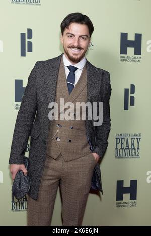 Rowan Row bei der Eröffnungsnacht von Ramberts Peaky Blinders: The Redemption of Thomas Shelby im Troubadour Wembley Park Theatre in London. Bilddatum: Donnerstag, 13. Oktober 2022. Stockfoto