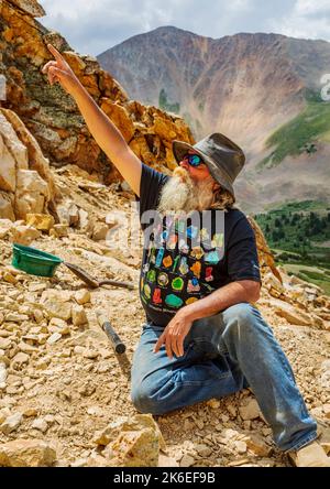 Brian Busse; amerikanischer Gemtracker; berühmter Edelsteinminer; Besitzer des berühmten „Thank You Lord“ Aquamarin Claim; Mt. Antero; Colorado; USA Stockfoto