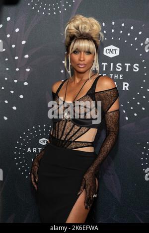 Nashville, USA. 12. Oktober 2022. Ciara nimmt am 12. Oktober 2022 an den CMT Artists of the Year 2022 im Schermerhorn Symphony Center in Nashville, Tennessee, Teil. (Foto: Amiee Stubbs/imageSPACE)/Sipa USA Kredit: SIPA USA/Alamy Live News Stockfoto