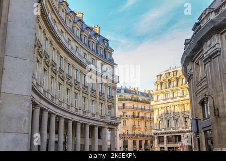 Pariser Architektur, Stadtblick auf die Gebäude in Paris, Frankreich Stockfoto