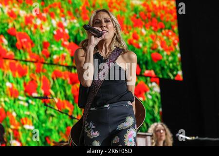 Sheryl Crow tritt bei Farm Aid in Raleigh, NC, auf Stockfoto