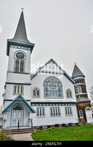 Bay Shore, New York, Vereinigte Staaten von Amerika – 27. April 2017. Gebäude der United Methodist Church in Bay Shore, NY. Der historische Methodist Episc Stockfoto