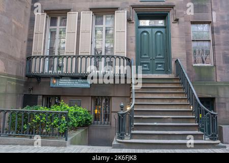 New York City, Vereinigte Staaten von Amerika – 4. Mai 2017. Theodore Roosevelt Geburtsort historischer Stätte in der 28 E 20. Street in New York City. Es ist ein Replika Stockfoto