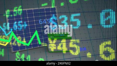 Bild von bunten geometrischen Formen und mit Datenverarbeitung vor dunklem Hintergrund Stockfoto