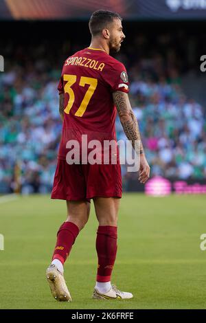 Sevilla, Spanien. 1. Oktober 2022. Leonardo Spinazzola (37) aus Roma, gesehen während des UEFA Europa League-Spiels zwischen Real Betis und Roma im Estadio Benito Villamarin in Sevilla. (Foto: Gonzales Photo/Alamy Live News Stockfoto