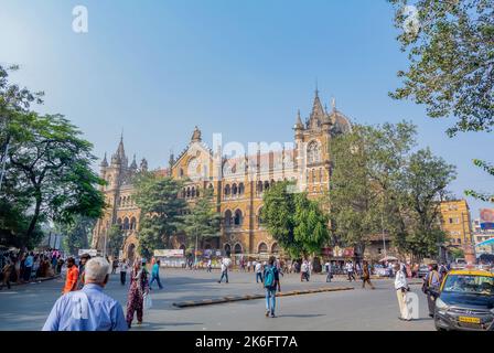 Mumbai, Maharashtra, Südindien, 31.. Dezember 2019: Chhatrapati Shivaji Terminus (Victoria Terminus), UNESCO-Weltkulturerbe Stockfoto