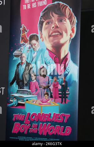12. Oktober 2022, Los Angeles, CA, USA: LOS ANGELES - OCT 12: Atmosphäre im The Loneliest Boy in the World im TCL Chinese Theatre 6 am 12. Oktober 2022 in Los Angeles, CA (Bildnachweis: © Kay Blake/ZUMA Press Wire) Stockfoto