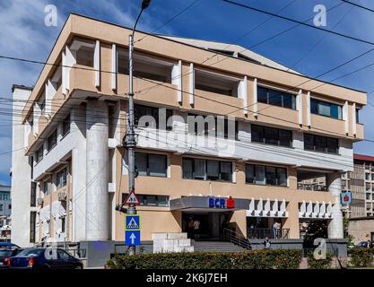 TARGOVISTE, RUMÄNIEN - 30. SEPTEMBER 2020: BCR-Bank am 30. September 2020 in Targoviste, Rumänien. Stockfoto