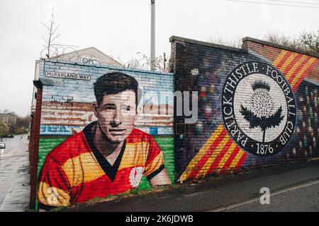 Der Partick Thistle Football Club ist ein Fußballverein aus Glasgow, Schottland. Der Club befindet sich im Firhill Stadium im Maryhill-Viertel der Stadt. Stockfoto